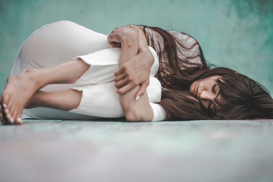 5 Natural Remedies That Soothe Both Menstrual Cramps and Bloating